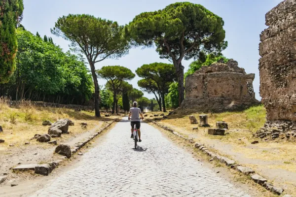 Location de vélo à la journée sur la Via Appia Antica de Rome en Italie